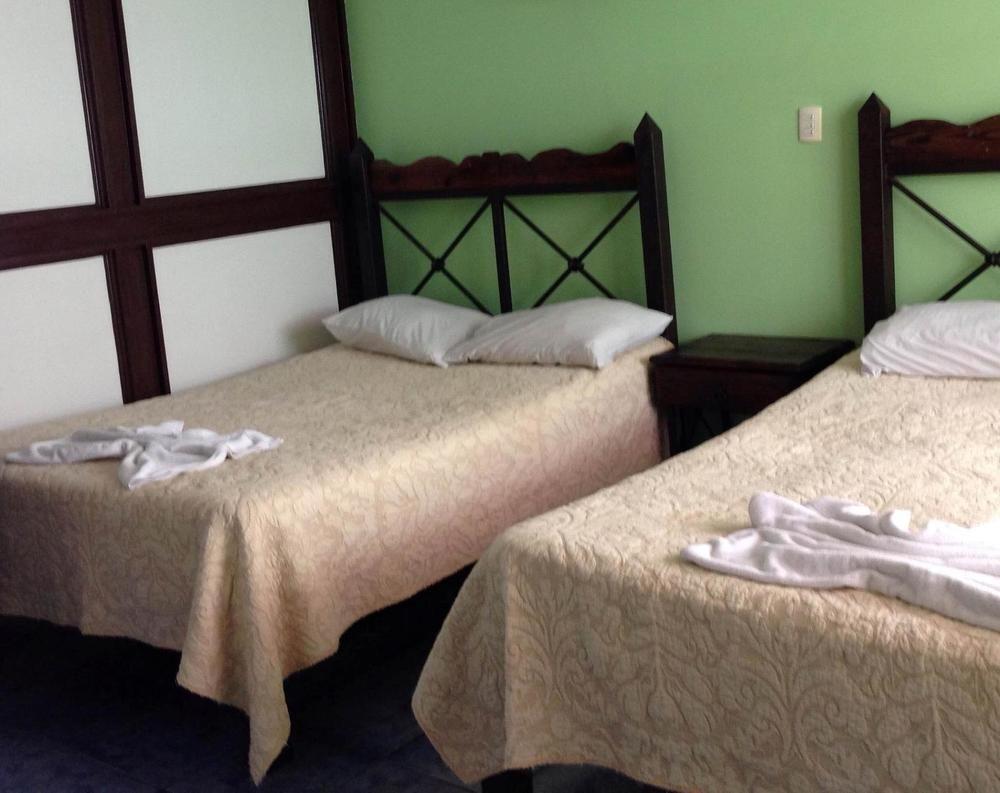 Apartotel Gaviotas Jacó Kültér fotó