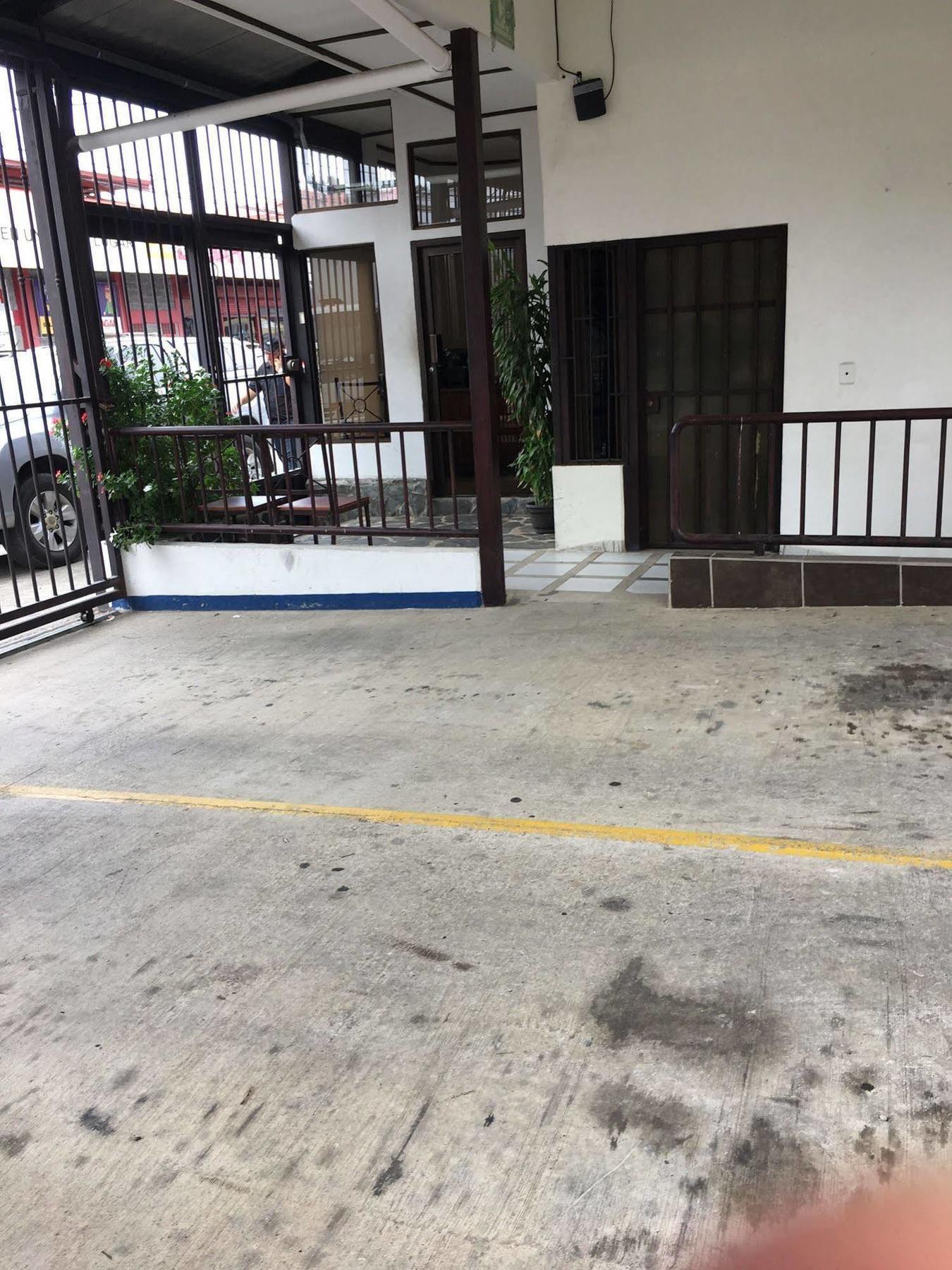 Apartotel Gaviotas Jacó Kültér fotó